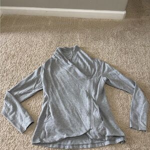 The North Face Women’s Gray Asymmetrical Zip Jacket size L